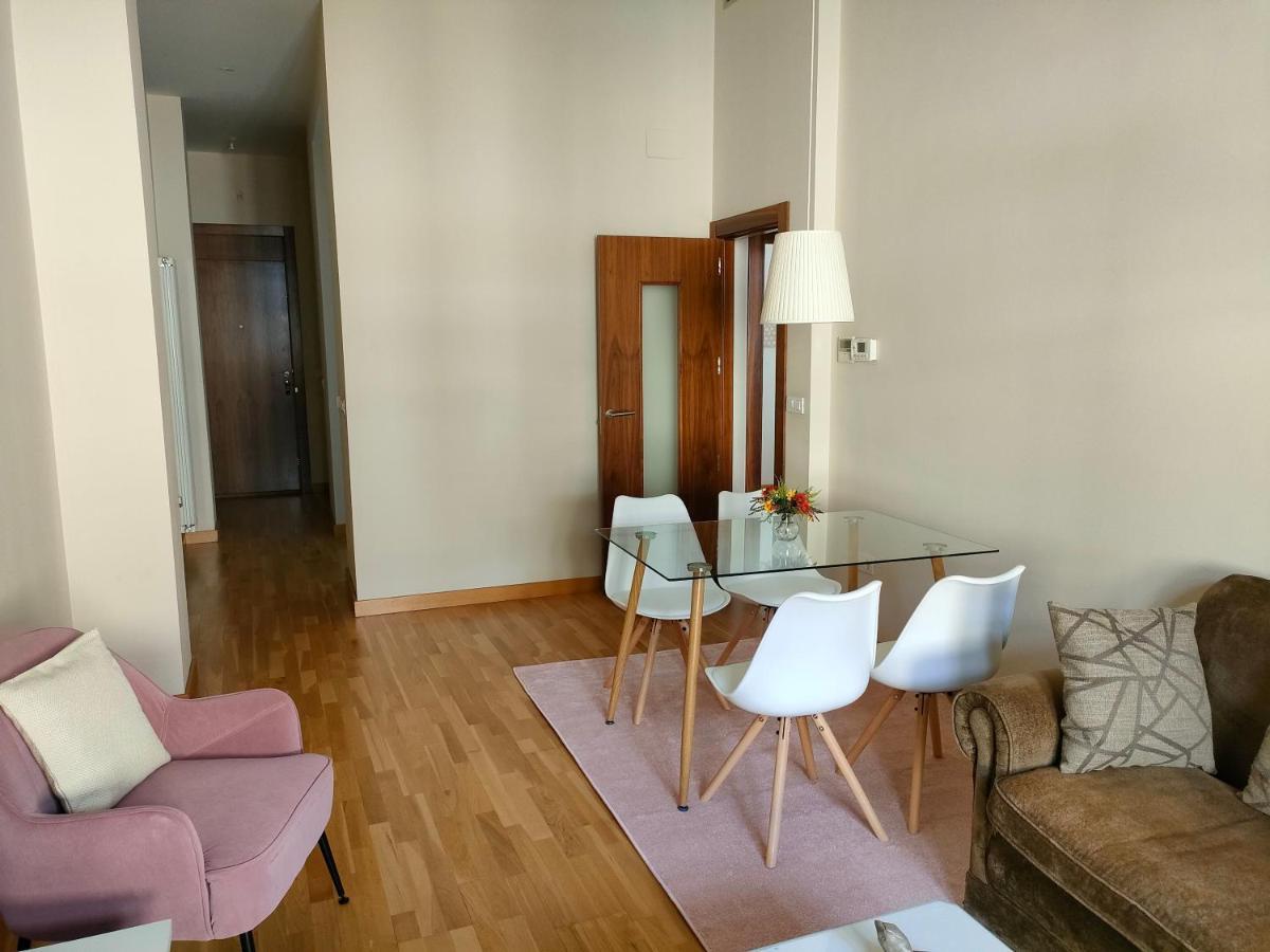 Apartamento Nueva Del Santisimo Granada Exterior photo